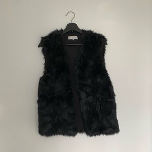 WAYF faux fur black vest